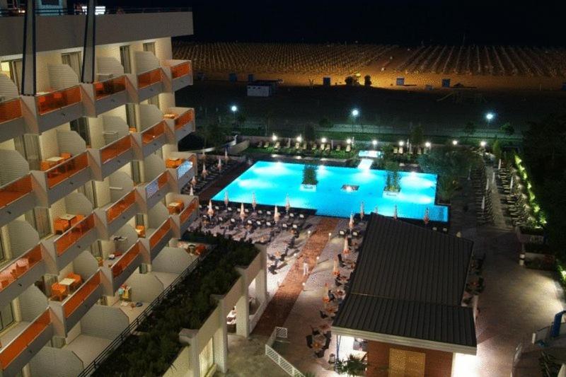 Bibione Palace Hotel Exterior photo
